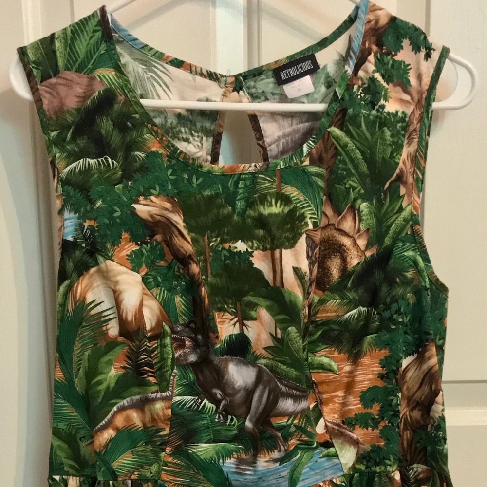 EUC 2X Dinosaur Sleeveless Dress